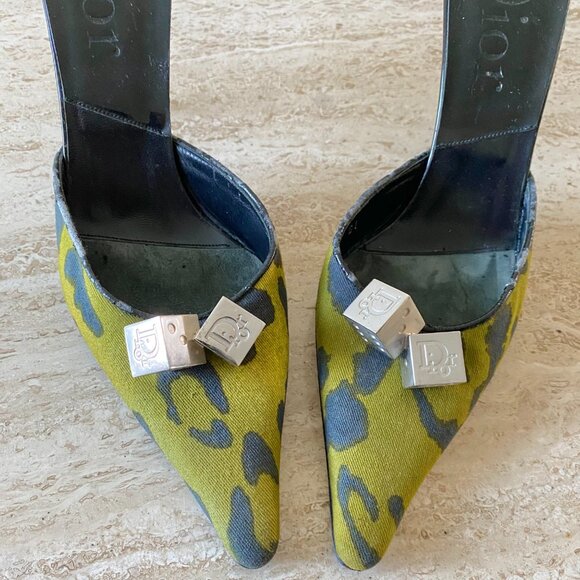 Vintage Dior Gambler Leopard Canvas Dice Mule Heels - Picture 5 of 10